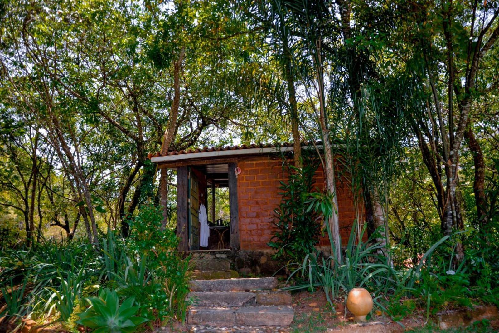 Pousada Candonga Da Serra Tiradentes Exterior foto